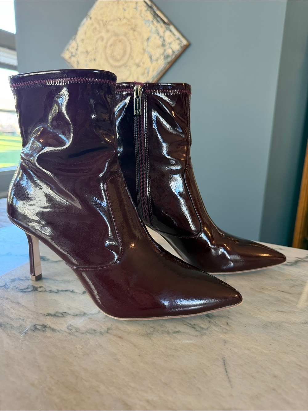 Jessica Simpson Donatella Patent Pointed-Toe Ankle Boots in Deep Burgundy - Sz 9